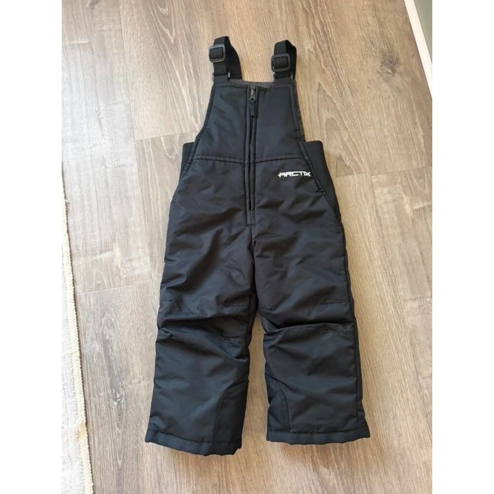 Boys Arctic snow pants :)